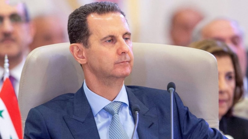 Fransa'da Beşar Esad için tutuklama emri çıkarıldı