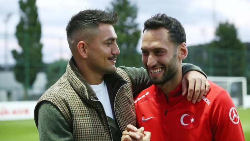 Cengiz Ünder ve Hakan Çalhanoğlu, A Milli Takım kadrosundan çıkartıldı