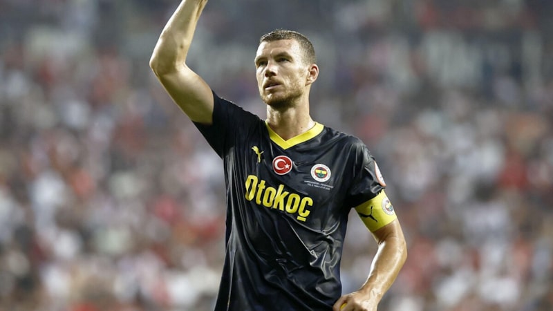 Edin Dzeko ülkesinde haber oldu! Milli kahraman...