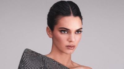 Kendall Jenner'ın koltukta iç çamaşırlı pozu olay oldu
