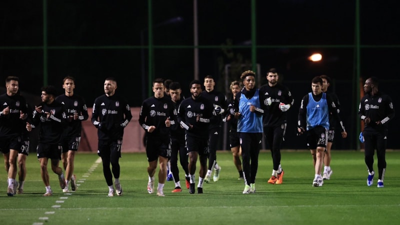 Beşiktaş, taktik ve kondisyon idmanı yaptı
