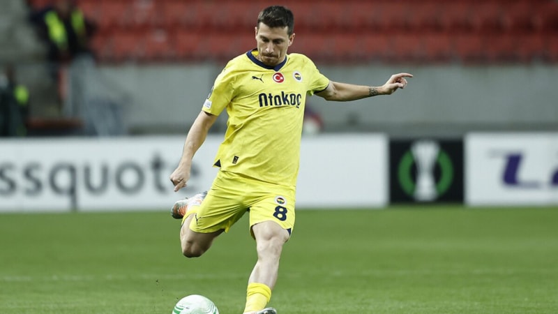 Fenerbahçe'de Mert Hakan Yandaş kararı! Yönetim harekete geçti