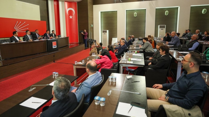 CHP'de yerel seçim hazırlıkları... Milletvekilleri Antalya'da kampa giriyor