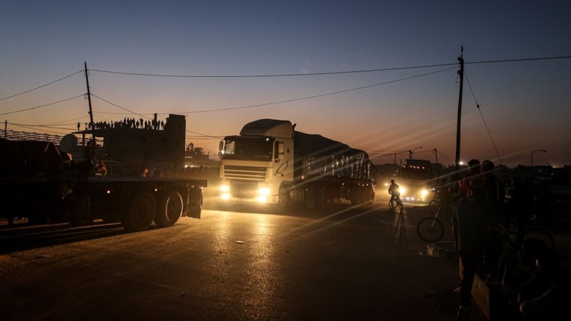 Gazze'nin kuzeyine 49 günün ardından ilk kez yardım malzemesi geldi
