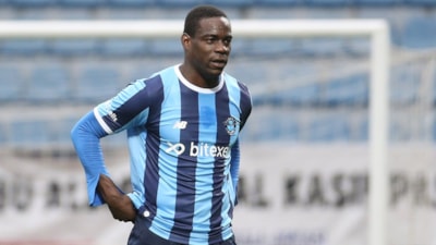 Mario Balotelli geçirdiği trafik kazasının ardından konuştu: Alt tarafı araba parçaladım