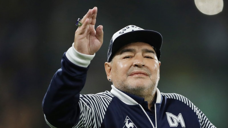 Diego Maradona'nın ölümünün 3. yıl dönümü! Dünya efsane futbolcuyu anıyor