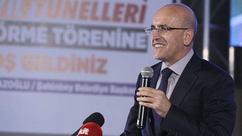 Mehmet Şimşek'in büyüme değerlendirmesi! Uyguladığımız dezenflasyon programının olumlu etkilerini gördük
