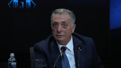 Ahmet Nur Çebi'den Galatasaray'a gönderme: Bir gecede ellerinden aldık