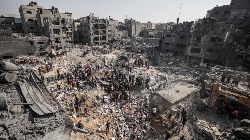 İsrail Cibaliya Mülteci Kampı'nı vurdu: 100'den fazla ölü var