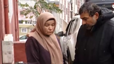 Kağıthane'de ev sahibinin istemediği aile, sokakta kaldı