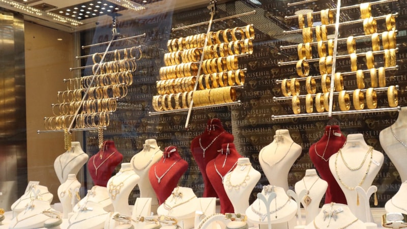 Eskişehirli kuyumculardan piyasa değerlendirmesi: Altın güvenli liman olmaya devam ediyor