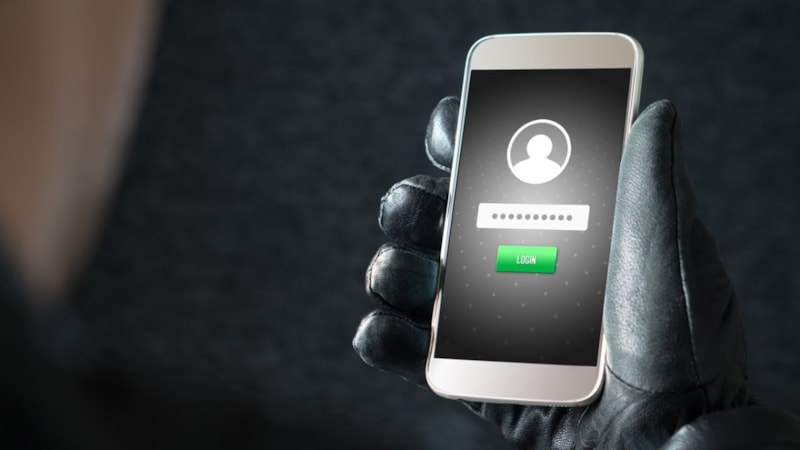 Telefonlardan kişisel verilerinizin kolayca çalınmasına neden olan 5 yaygın hata