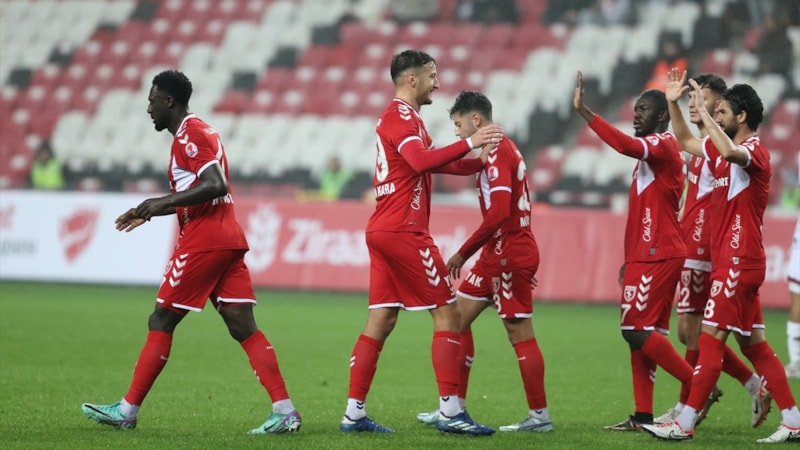 Samsunspor, Tokat Belediyespor'u üç golle geçerek tur atladı!