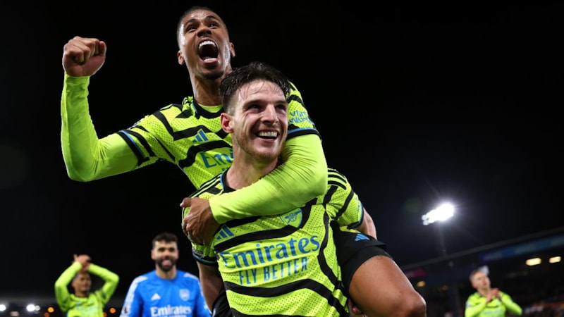 Arsenal müthiş maçta Luton Town'u 90+7'de yıktı