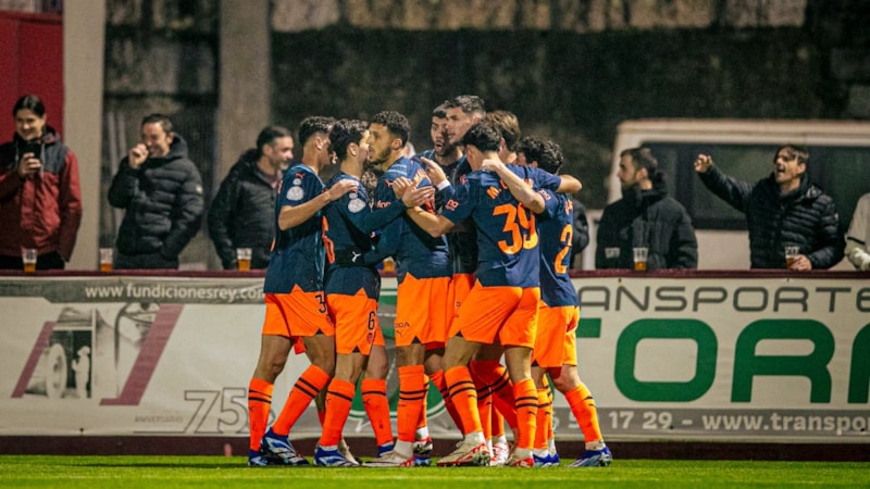 Cenk Özkaçar'lı Valencia kupada tur atladı