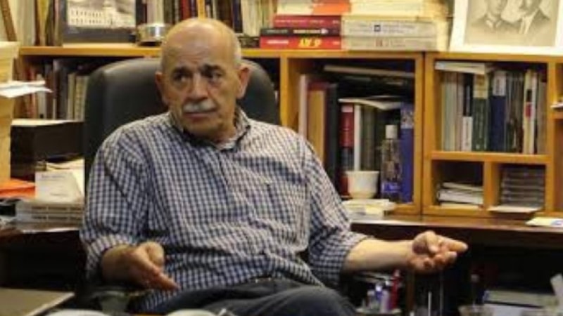 Yazar ve siyaset bilimci Mustafa Çalık hayatını kaybetti