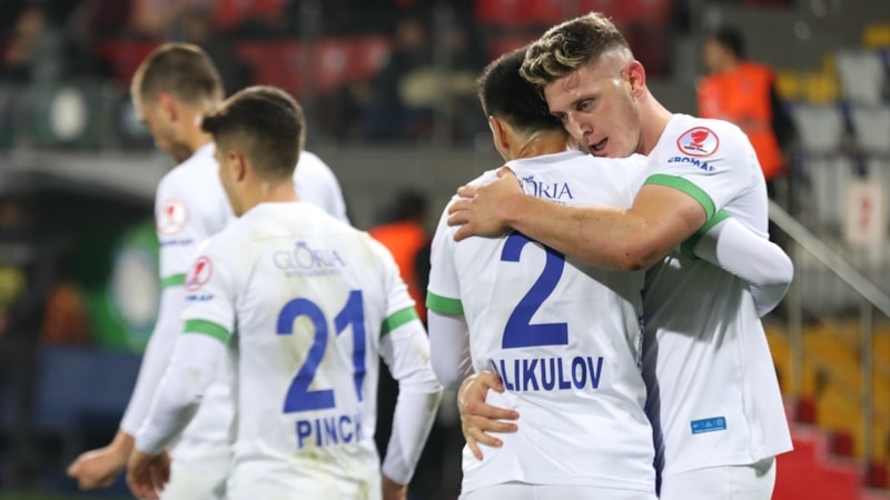 Rizespor, Bucaspor 1928'i rahat geçerek turladı!