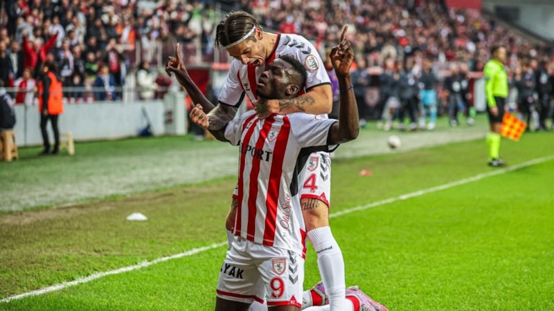 Samsunspor, Kasımpaşa'yı dört golle geçti!