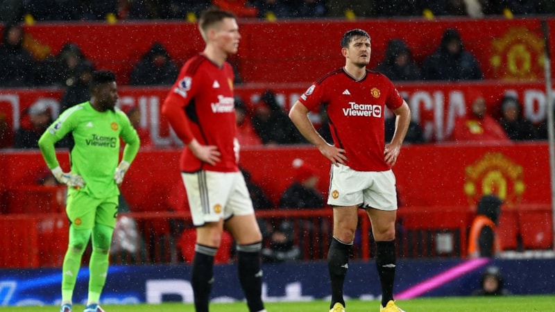 Manchester United, Bournemouth karşısında dağıldı!