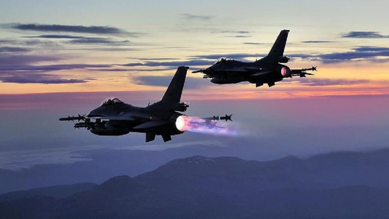 Irak'ın kuzeyine hava harekatı! 13 hedef imha edildi