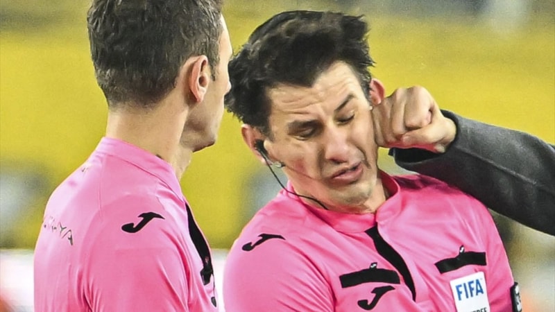 Futbol camiasından Halil Umut Meler'e yapılan saldırıya tepki yağdı