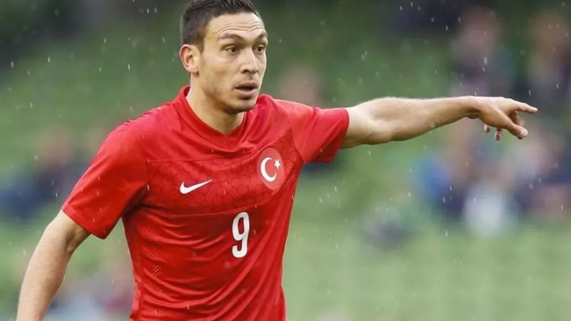 Eski milli futbolcu Mevlüt Erdinç'in isyanı! 