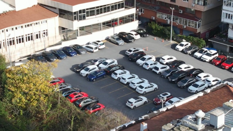 İBB'ye ait Beşiktaş'aki otopark olarak kullanılan arsa 665 milyon liraya satıldı