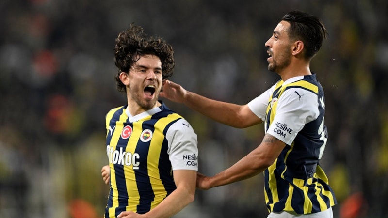 Fenerbahçe, Spartak Trnava'yı farklı mağlup etti