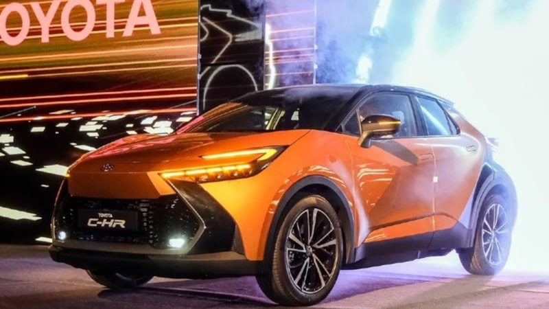 Toyota Avrupa, kısıtlamalara rağmen 2024'te satışları artıracak