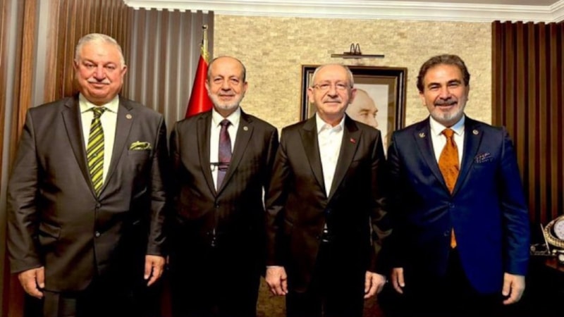 Yeniden Refah Partisi milletvekillerinden Kemal Kılıçdaroğlu'na ziyaret