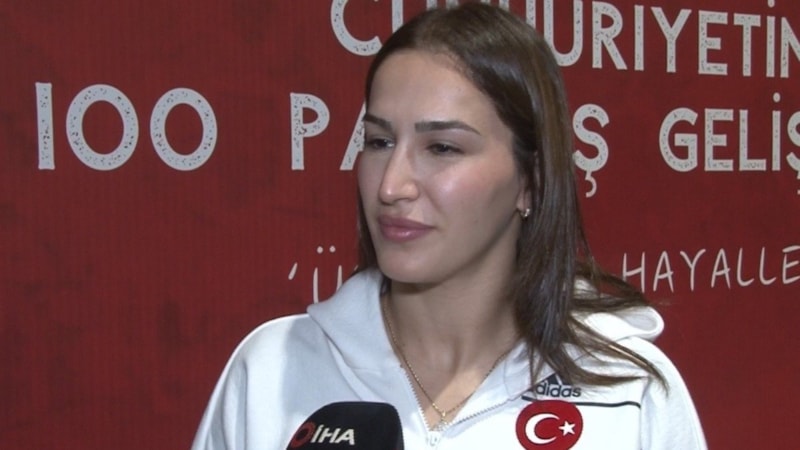 Buse Tosun Çavuşoğlu'nda başarı! En iyi çıkış yapan güreşçi oldu