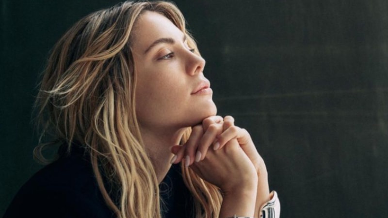 Eda Ece'nin karnı iyice belirginleşti! Sosyal medyadan paylaştı