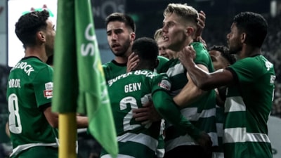 Porto'yu deviren Sporting liderliğini sürdürdü