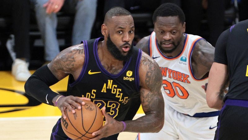 LeBron James'in triple-double performansı Los Angeles Lakers'a yetmedi