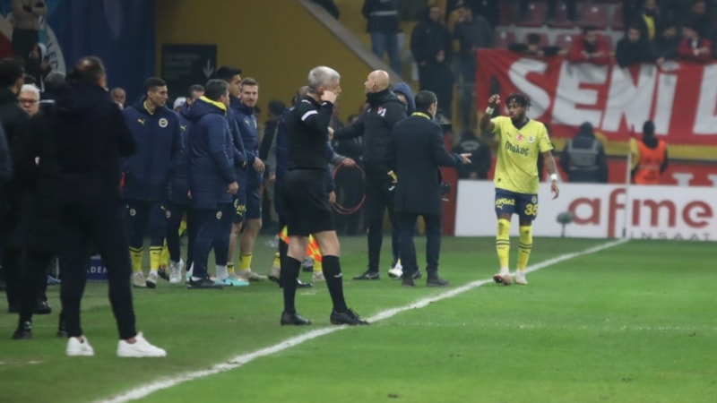 Fred'den maç sonu paylaşımı: Herkes bize karşı olsa da eve üç puanla dönüyoruz