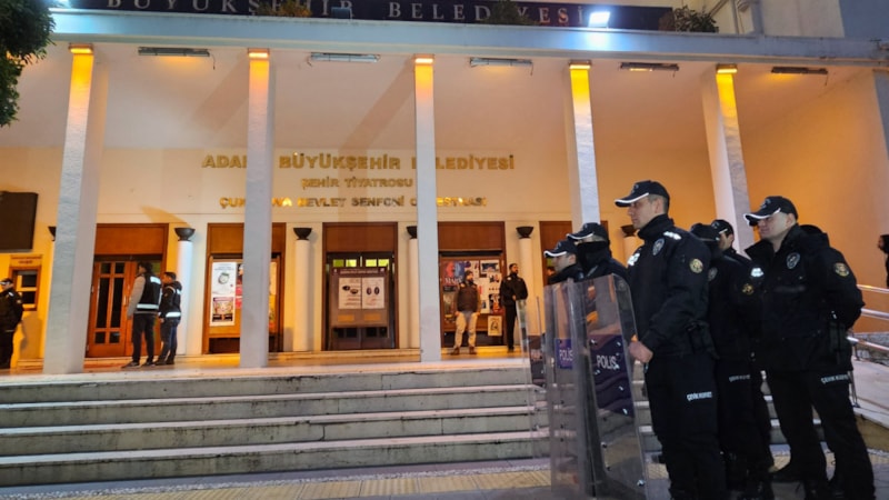 Adana Büyükşehir Belediyesi'ne operasyon! 2 yıldır aynı firmalar reklam ihalesi almış