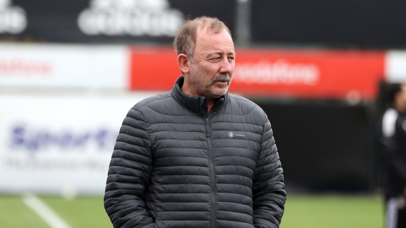 Beşiktaş'ta Rıza Çalımbay sonrası hoca adayları