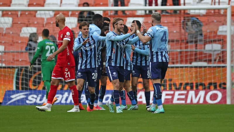 Adana Demirspor evinde Antalyaspor'u yendi