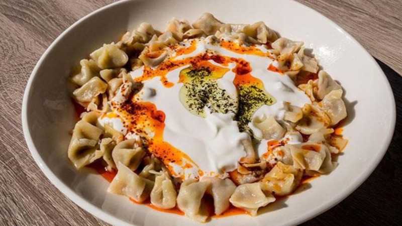 Mantının suyuna ondan bir kaşık ekleyin ne dağılsın ne de yapışsın! İşte Kayserililerin mantı sırrı…