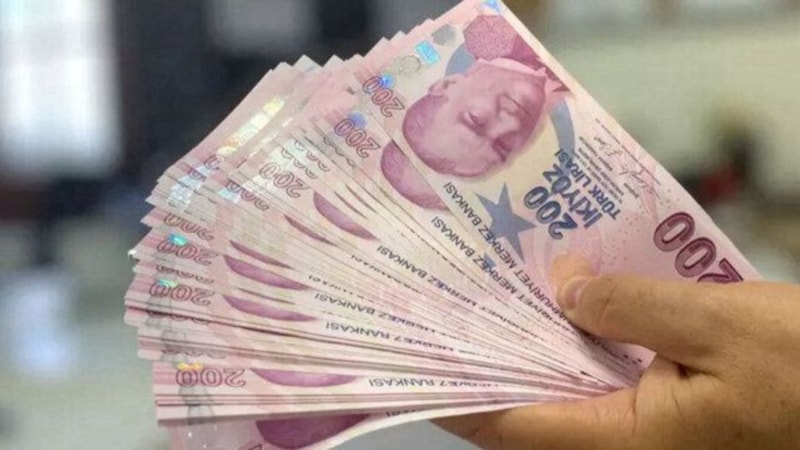 Çalışan emekliler için geri sayım başladı! Çalışan emeklilere 5000 TL ikramiye ne zaman yatacak?