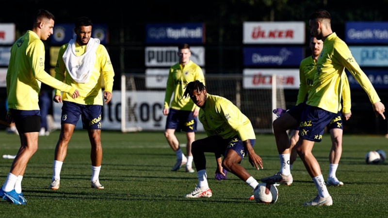 Fenerbahçe, Süper Kupa maçına hazırlanıyor