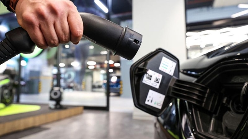 Türkiye'de elektrikli araç şarj soket sayısı 12 bini aştı