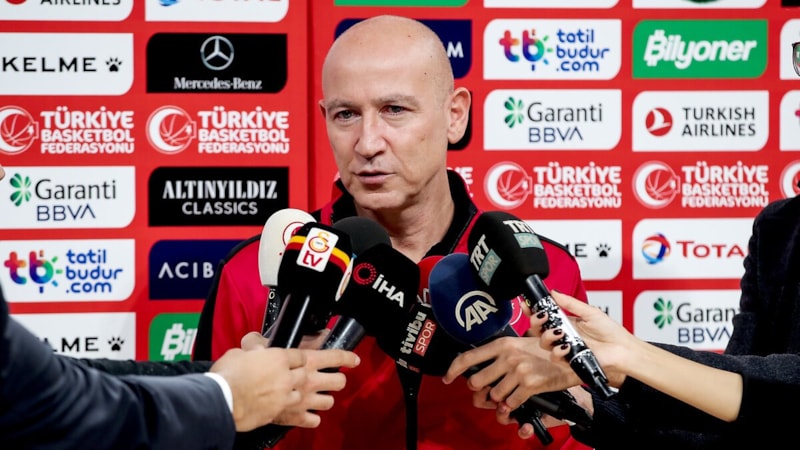 ÇBK Mersin Kadın Basketbol Takımı'nda Ceyhun Yıldızoğlu dönemi başladı