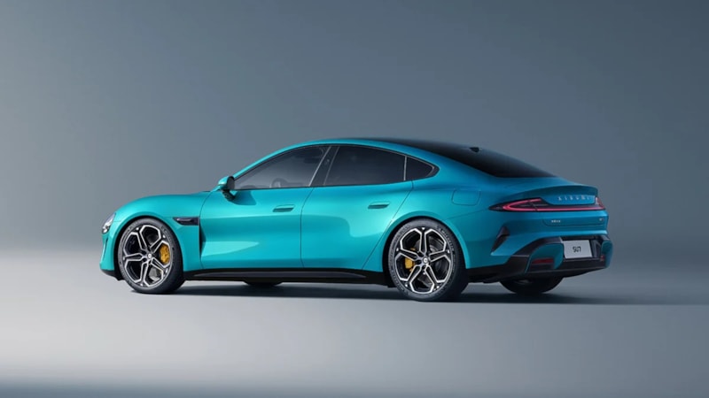 Xiaomi'nin elektrikli otomobili resmen tanıtıldı: İşte özellikleri