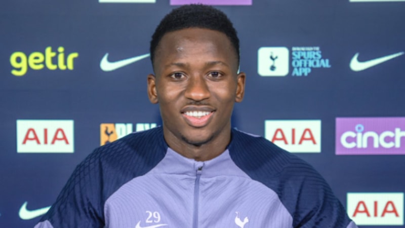 Tottenham, Pape Matar Sarr'ın sözleşmesini uzattı