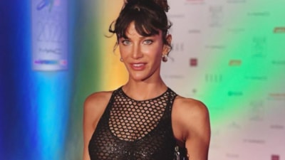 Berrak Tüzünataç hayranlarını şaşırttı! Paylaşımına bakın ne yazdı...