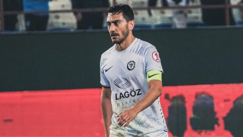 Murat Yıldırım, futbolu bırakarak Çorum FK'nın hisselerini devretti