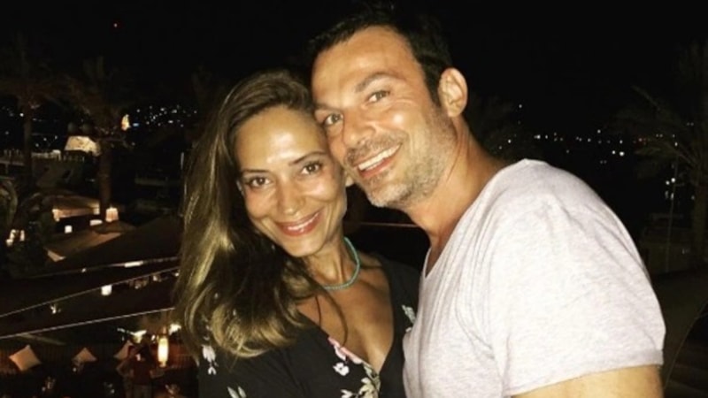 Sihirli Annem'in yıldızı Jess Molho'nun eşi güzelliğiyle ortalığı yıktı! 