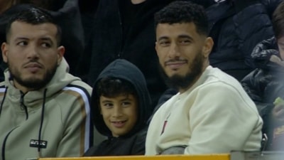 Belhanda Galatasaray tribününde! Konyaspor maçını takip etti