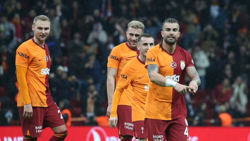 Victor Nelsson alkış aldı